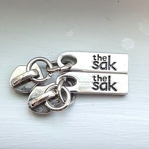 The Sak 2 SilverTone REPLACEMENT Zipper PULL
